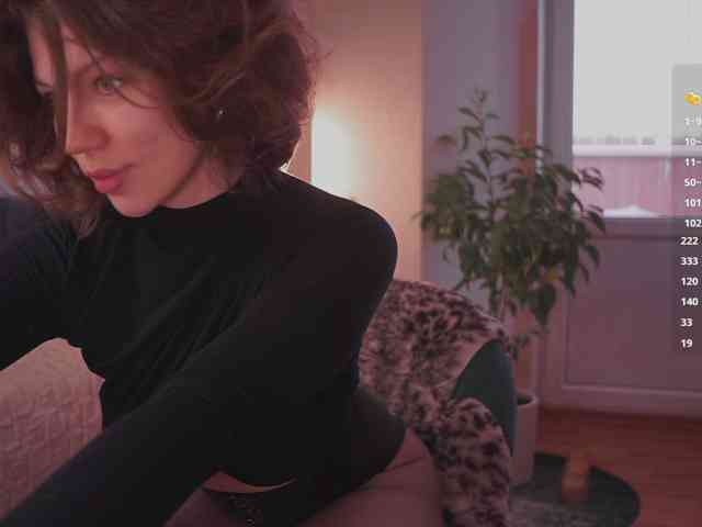 queen-of-tease webcam