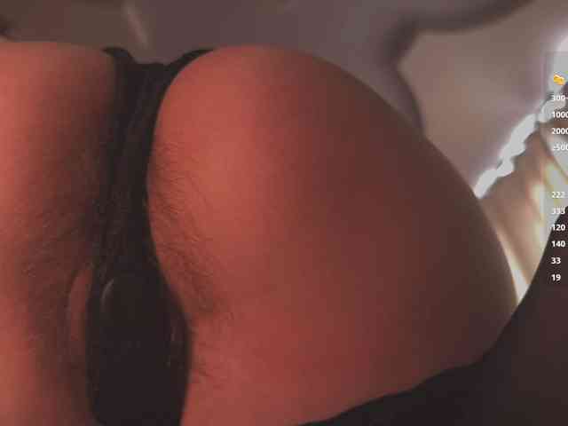 queen-of-tease webcam