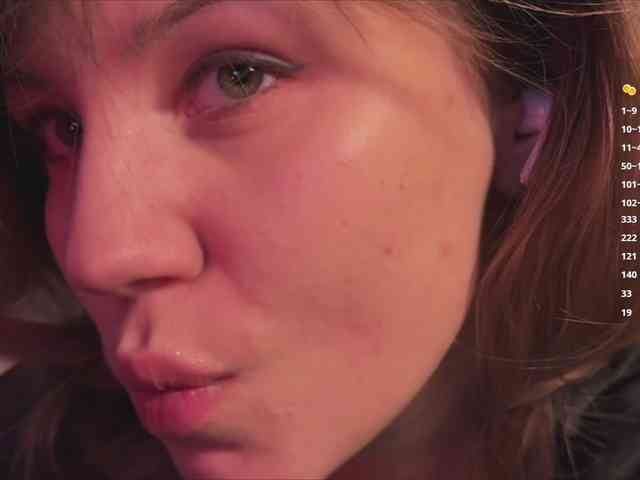 queen-of-tease webcam