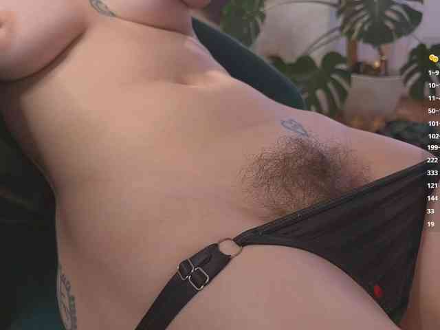 queen-of-tease webcam