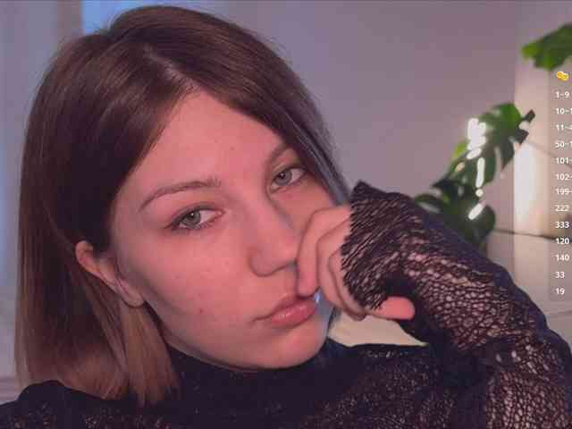 queen-of-tease webcam