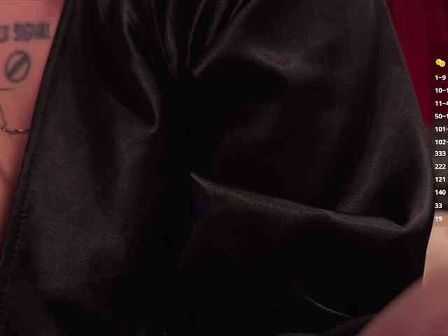 queen-of-tease webcam