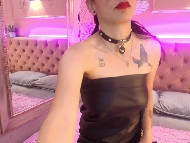 Afrodita-Rosse live cam on BongaCams