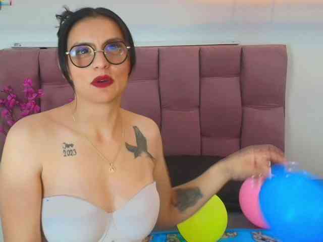 Afrodita-Rosse Live Webcam on BongaCams