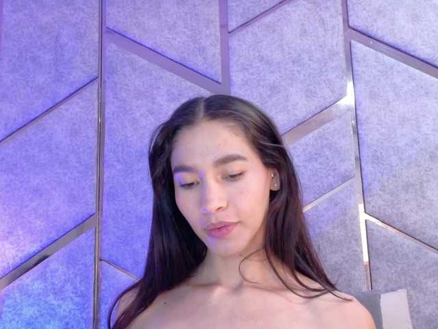 juliavega live sex show