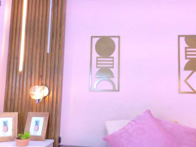 JuliaVega live cam on BongaCams