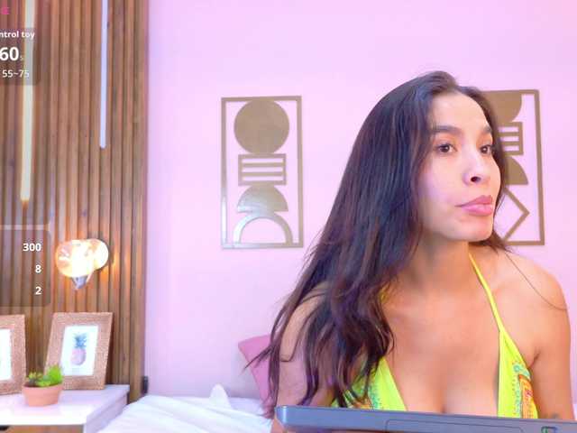 JuliaVega live cam on BongaCams