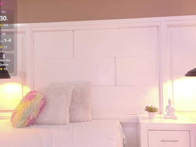 JuliaVega live cam on BongaCams