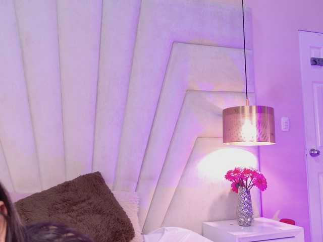 JuliaVega live cam on BongaCams