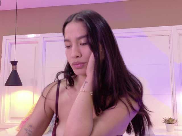 JuliaVega live cam on BongaCams