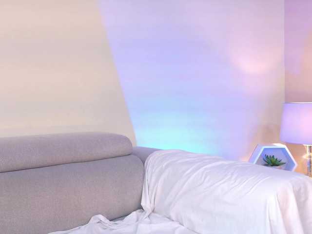 JuliaVega live cam on BongaCams
