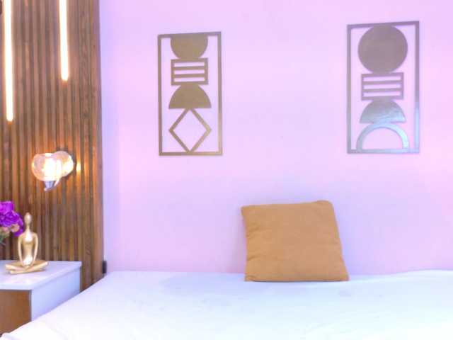 JuliaVega live cam
