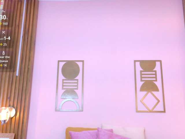JuliaVega live cam on BongaCams