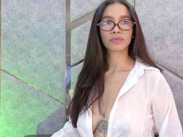 JuliaVega JuliaVega