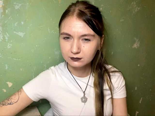 DelindaHeitner's BongaCams show and profile