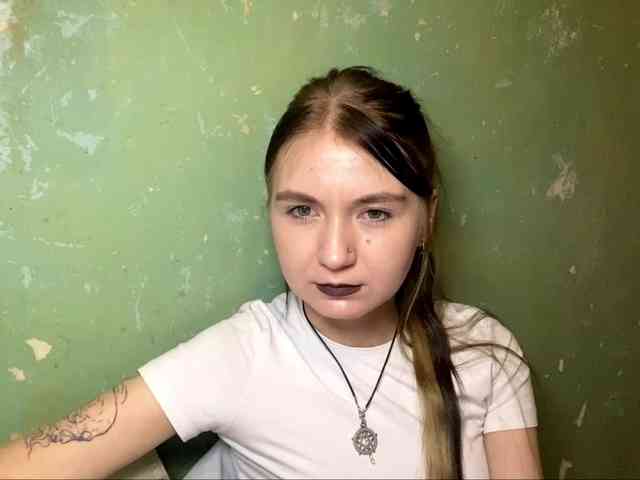 DelindaHeitner webcam