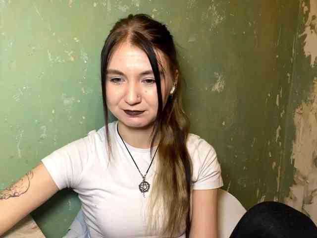 DelindaHeitner webcam