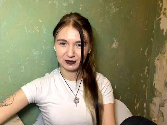 DelindaHeitner webcam