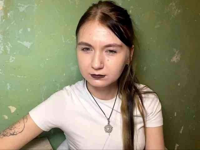 DelindaHeitner webcam