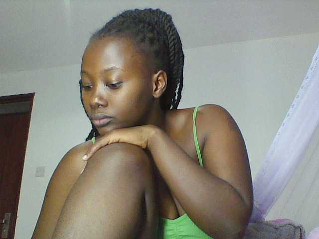 Lovelypam live cam on BongaCams