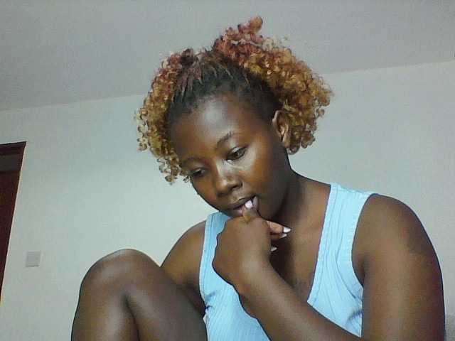 Lovelypam live cam on BongaCams