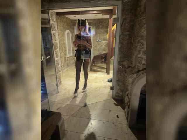 AdellCros