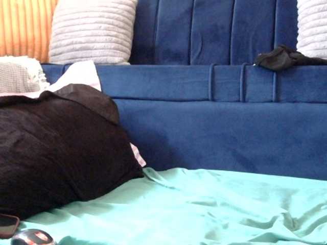 Finewine webcam bongacams model stream image