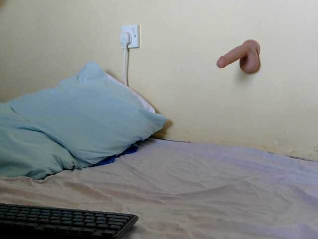 Finewine live cam on BongaCams