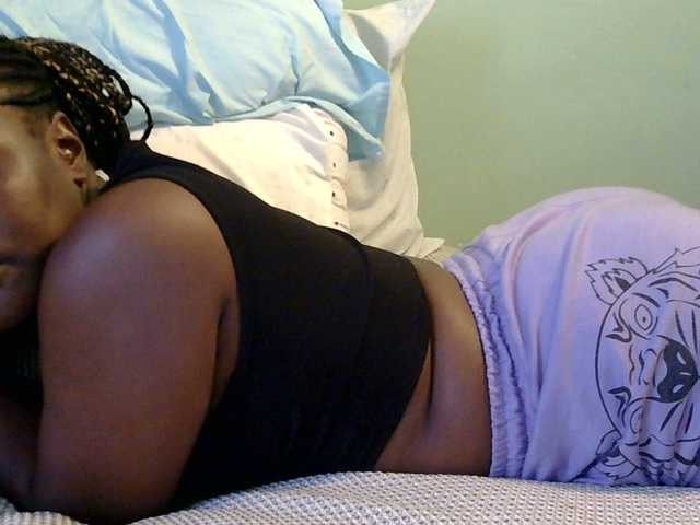 Finewine live cam on BongaCams
