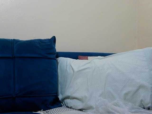 Finewine live cam on BongaCams