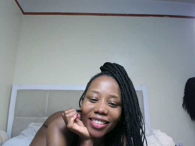 Deshlii live webcam show