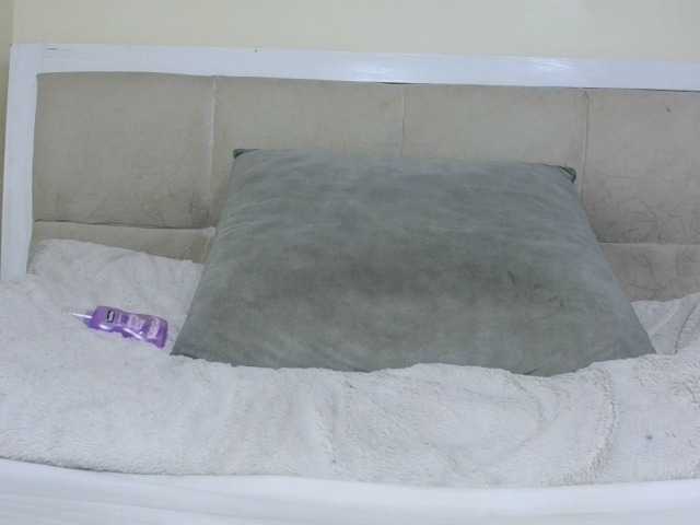 Deshlii live cam preview