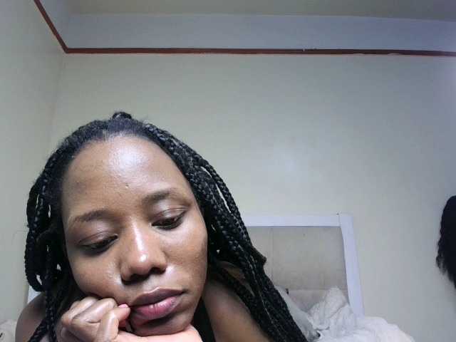 Deshlii live webcam show
