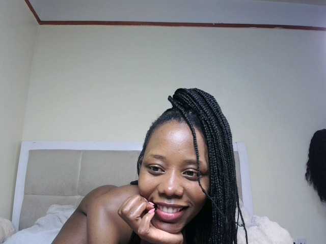 Deshlii live webcam show