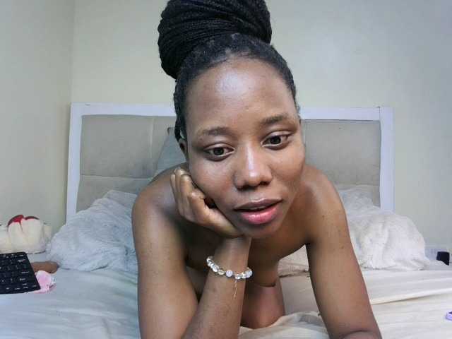 Deshlii live webcam show