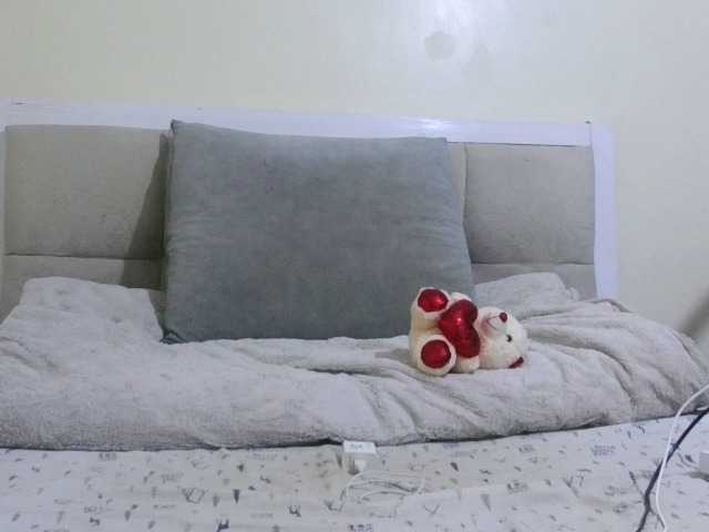 Deshlii live cam