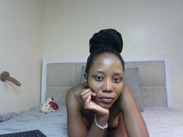 Deshlii live webcam show