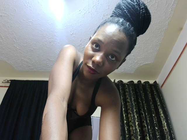 Deshlii live webcam show