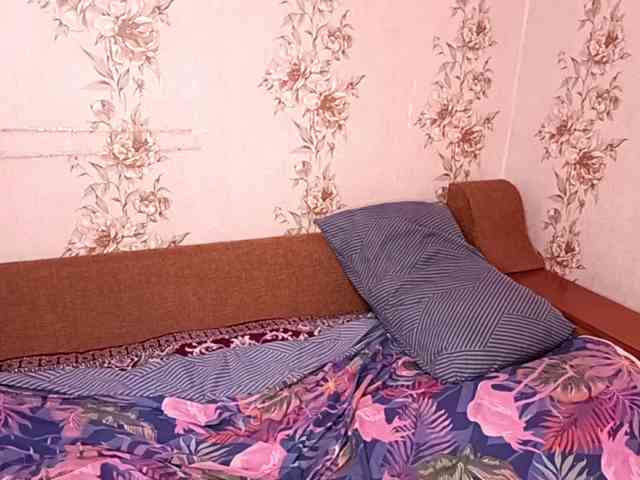 EmileeBlossom webcam