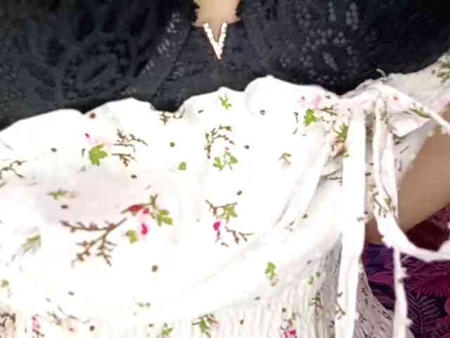 EmileeBlossom webcam