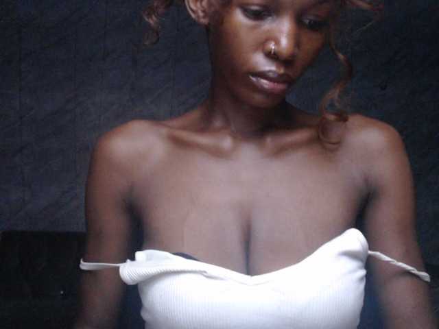 Nastyxclit's BongaCams show and profile