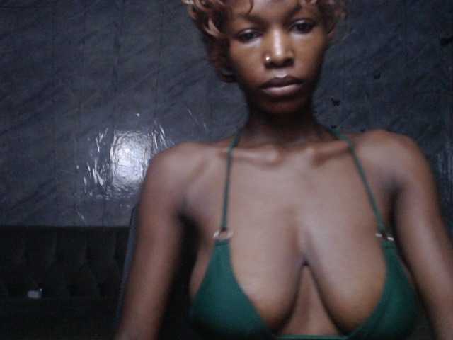 Nastyxclit's BongaCams show and profile