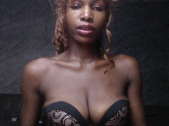 Nastyxclit's BongaCams show and profile