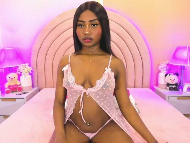 KikiiSweet live cam on BongaCams