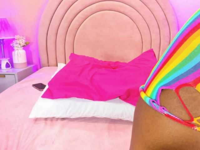 KikiiSweet live cam on BongaCams