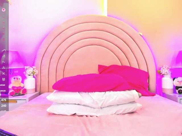KikiiSweet live cam on BongaCams