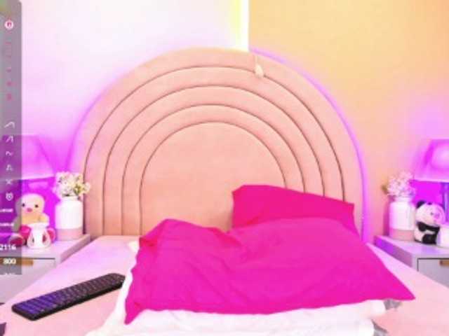 KikiiSweet live cam on BongaCams