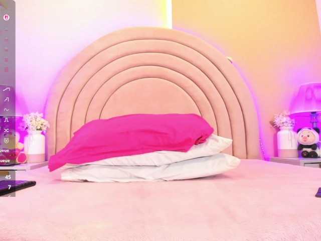 KikiiSweet live cam on BongaCams