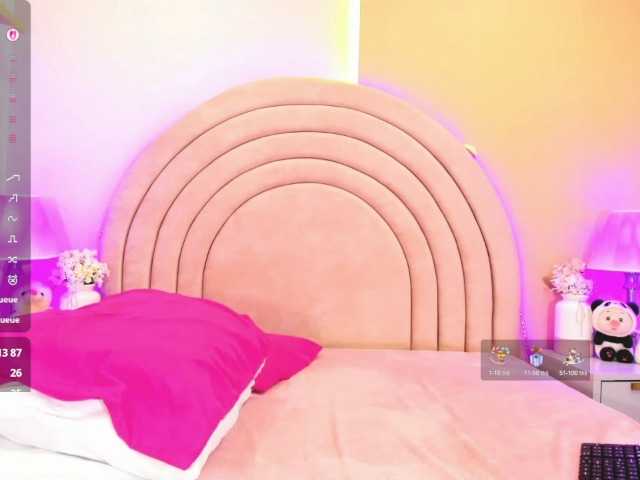 KikiiSweet live cam on BongaCams