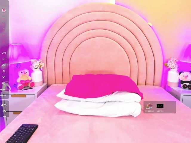 KikiiSweet live cam on BongaCams
